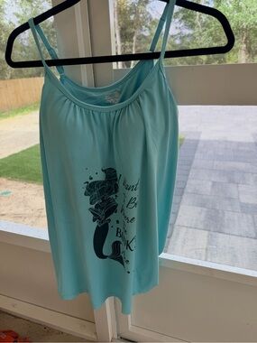 32 Degrees Cool Mermaid Bookish Graphic Built-In Bra Cami Tank Top L